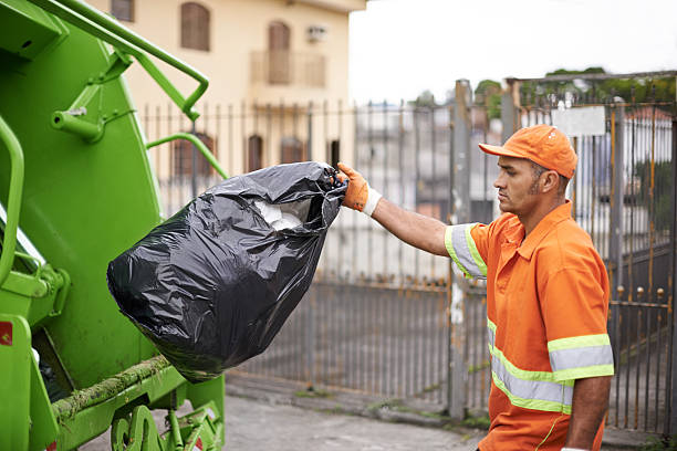 Best Yard Waste Removal  in Lakewood Clu, MI